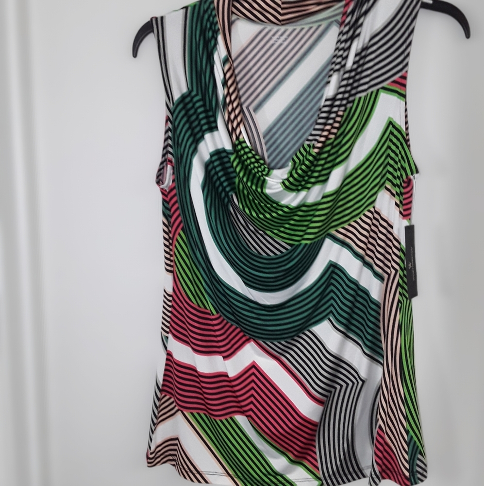 New W/Tag Womans Geometric Blouse, Size M